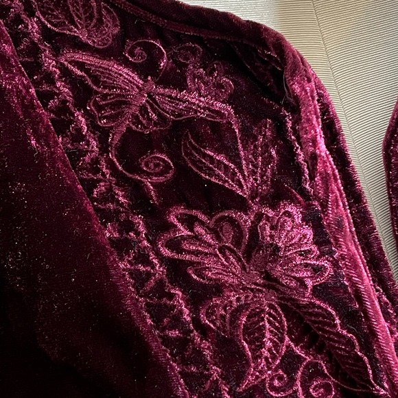 Vintage 90s Dark Red Velvet Skirt Set Dark Bohemian Butterfly Embroidered 18 20 - Picture 7 of 16